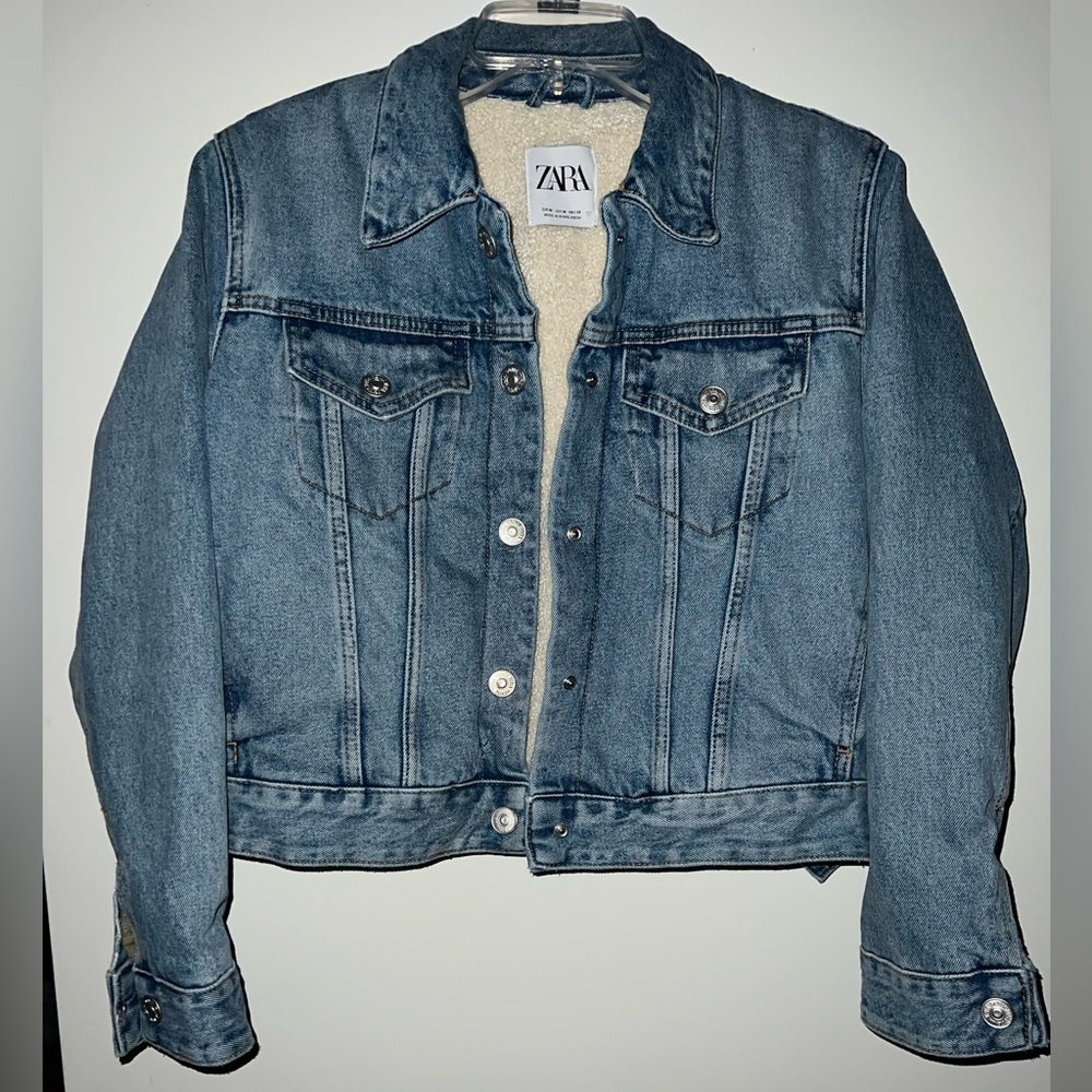 Zara Women’s Size Medium Sherpa Lined Denim Jean Jacket Coat